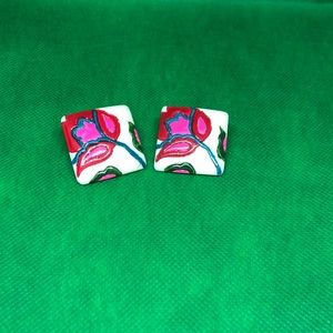 Vintage hand painted earrings ❤️